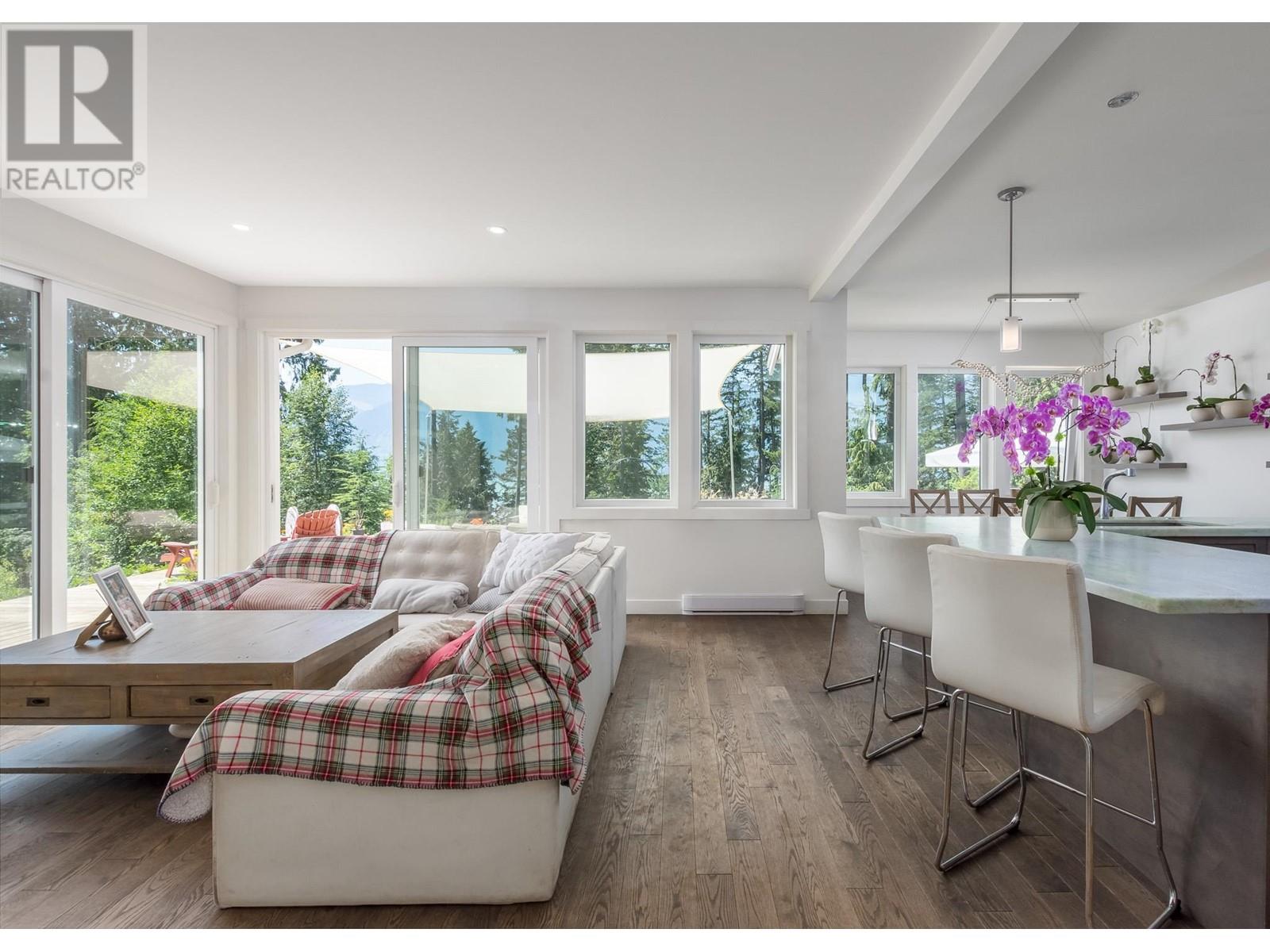 679 Copper Drive, Britannia Beach, British Columbia  V0N 1J0 - Photo 5 - R2987884