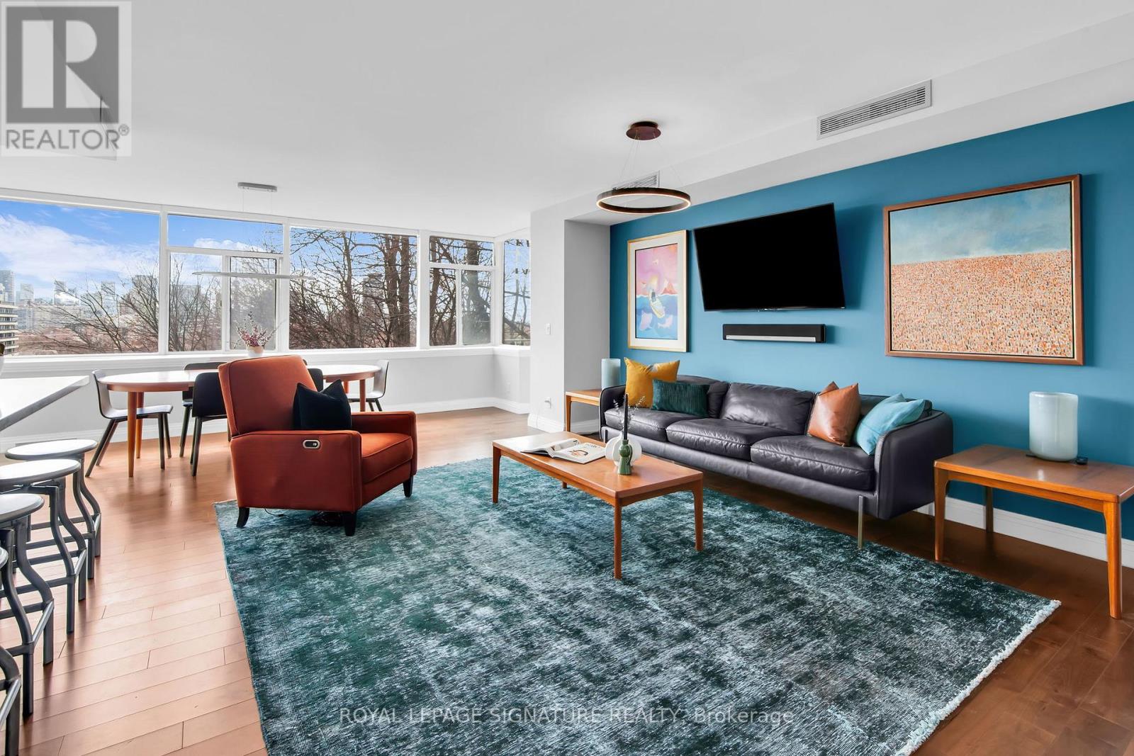 Property at 130 - 1 BENVENUTO PLACE image 2