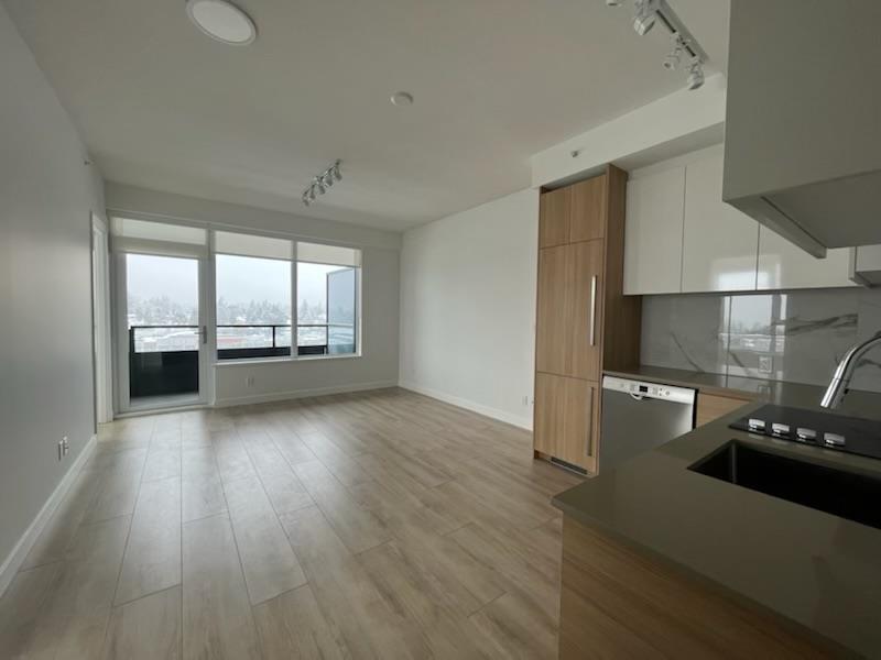 1012 10626 City Parkway, Surrey, British Columbia  V3T 0S3 - Photo 3 - R2969673