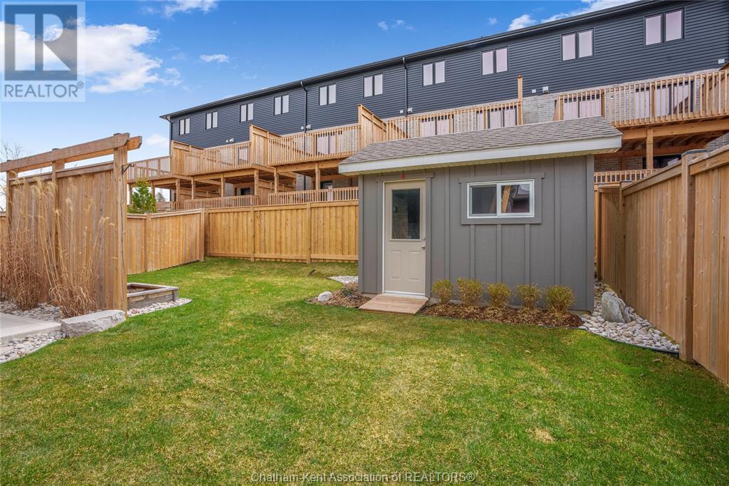 Property at 2209 Linkway BOULEVARD image 4