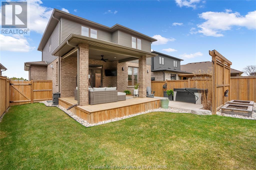 Property at 2209 Linkway BOULEVARD image 3