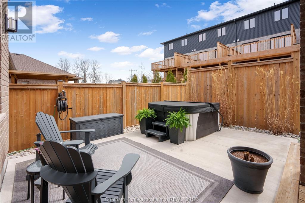 Property at 2209 Linkway BOULEVARD image 5