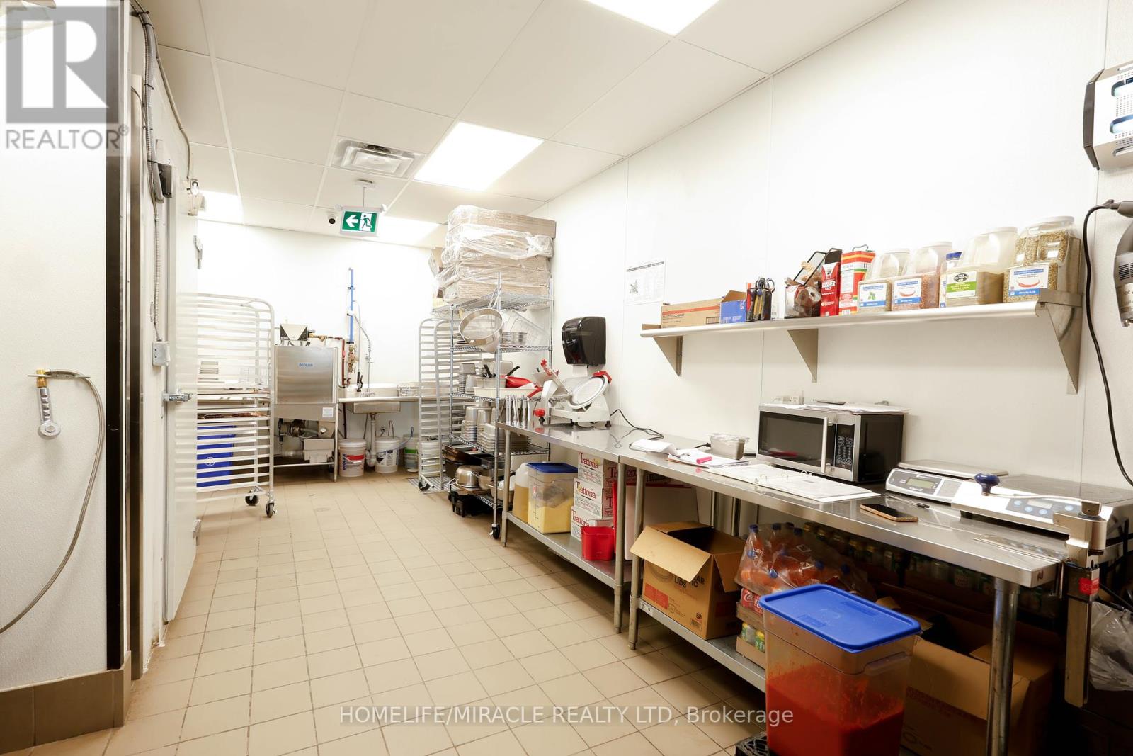 3d - 1820 Adelaide Street N, London, Ontario  N5X 4B7 - Photo 20 - X12072718
