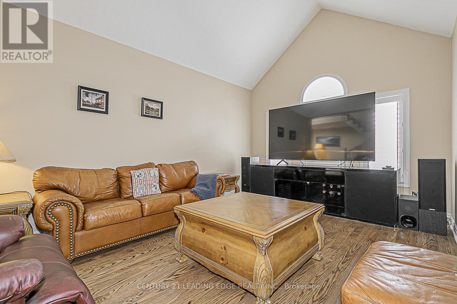 Property at 30 WIGSTON COURT image 5