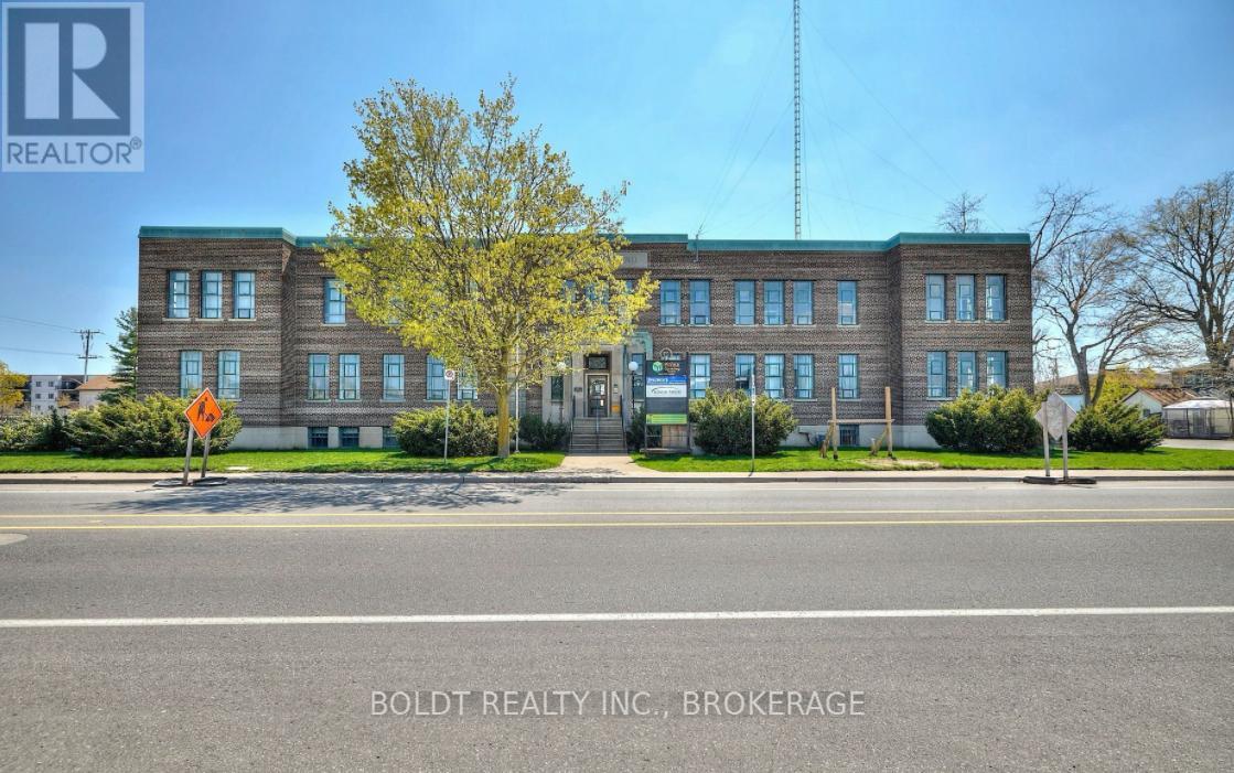 2 - 411 EAST MAIN STREET, Welland, Ontario