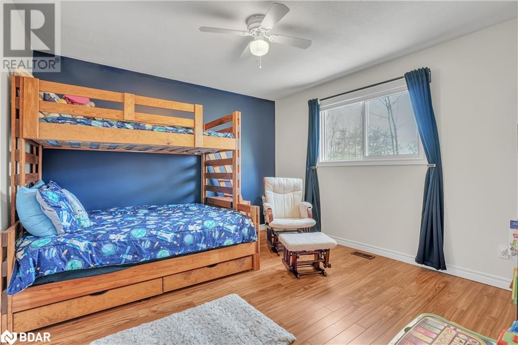 279 Sunnidale Road, Wasaga Beach, Ontario  L9Z 2T4 - Photo 12 - 40715423