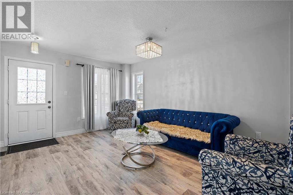 Property at 159 NORWICH Road image 4