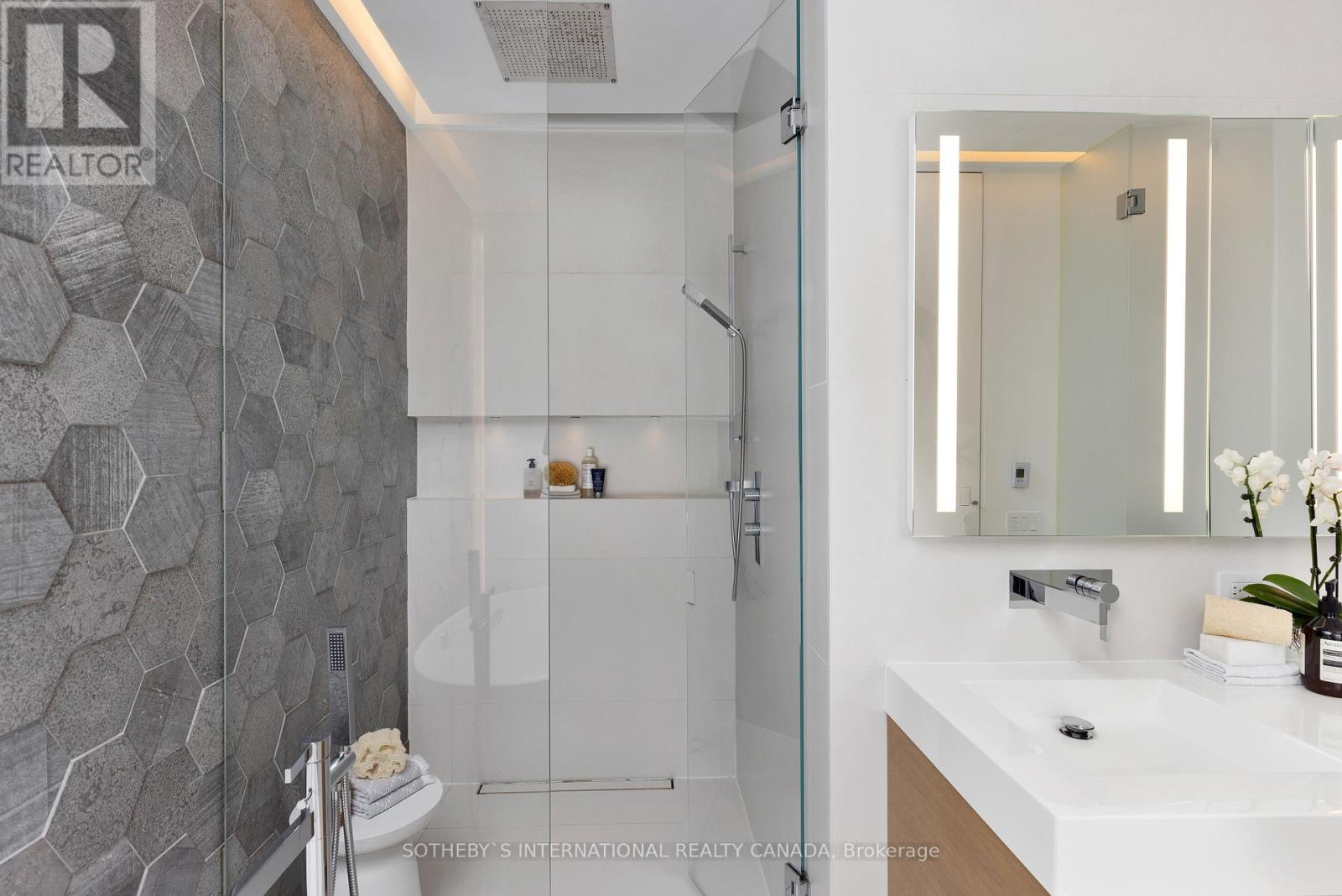 702 - 90 Sumach Street, Toronto, Ontario  M5A 4R4 - Photo 24 - C12072900