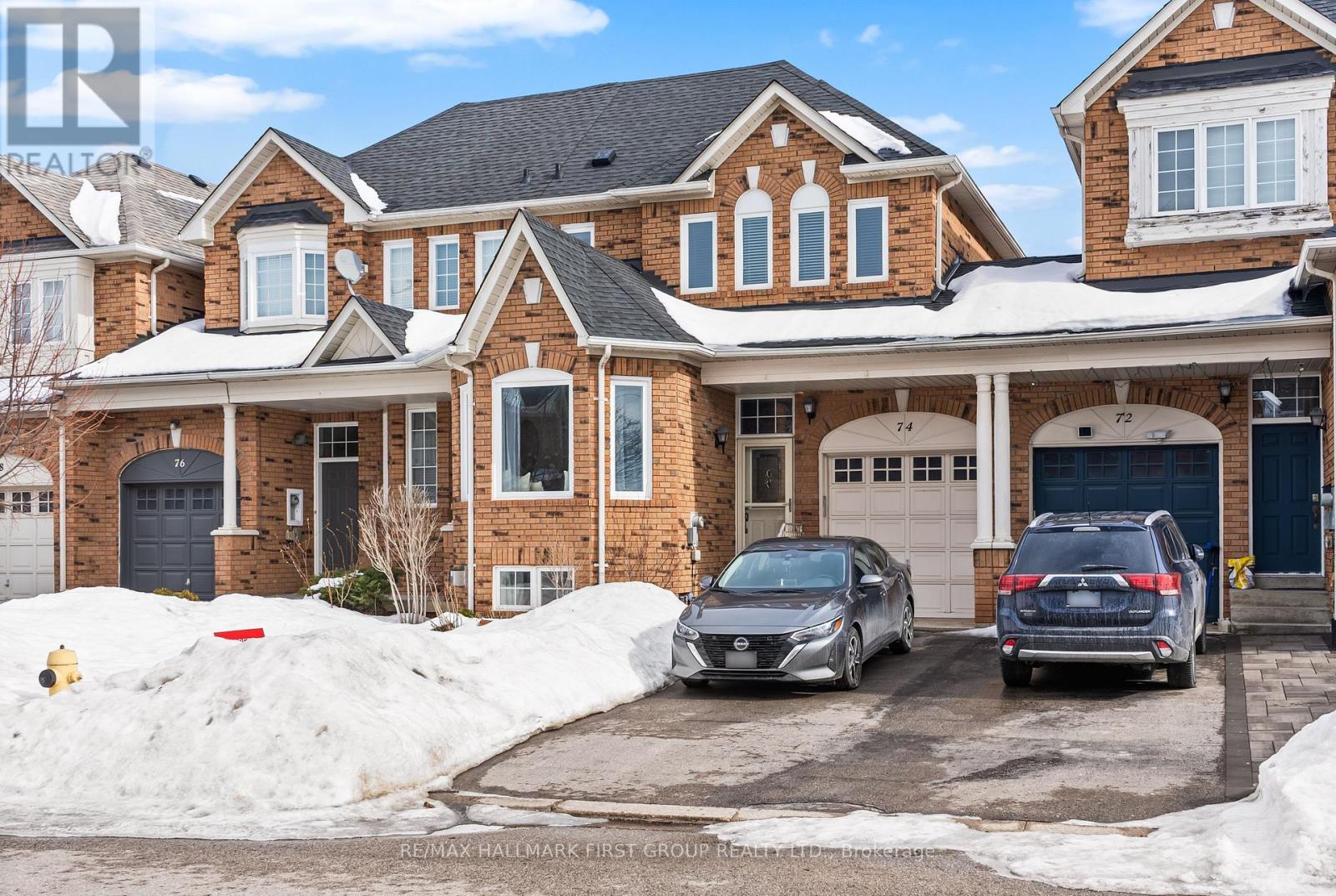 Property at 74 DOOLEY CRESCENT image 2