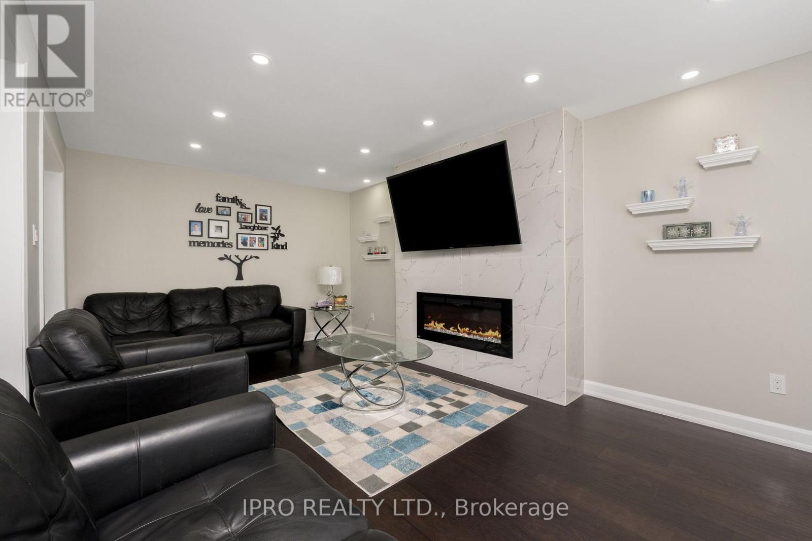 108 Zinnia Place, Vaughan, Ontario  L4L 6G5 - Photo 18 - N12072913