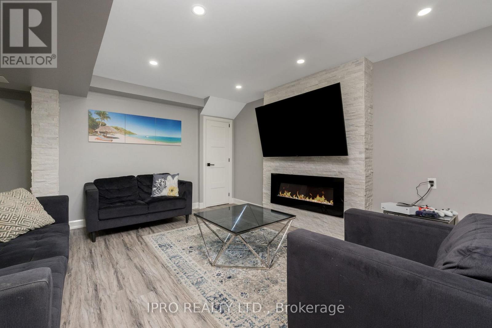 108 Zinnia Place, Vaughan, Ontario  L4L 6G5 - Photo 32 - N12072913