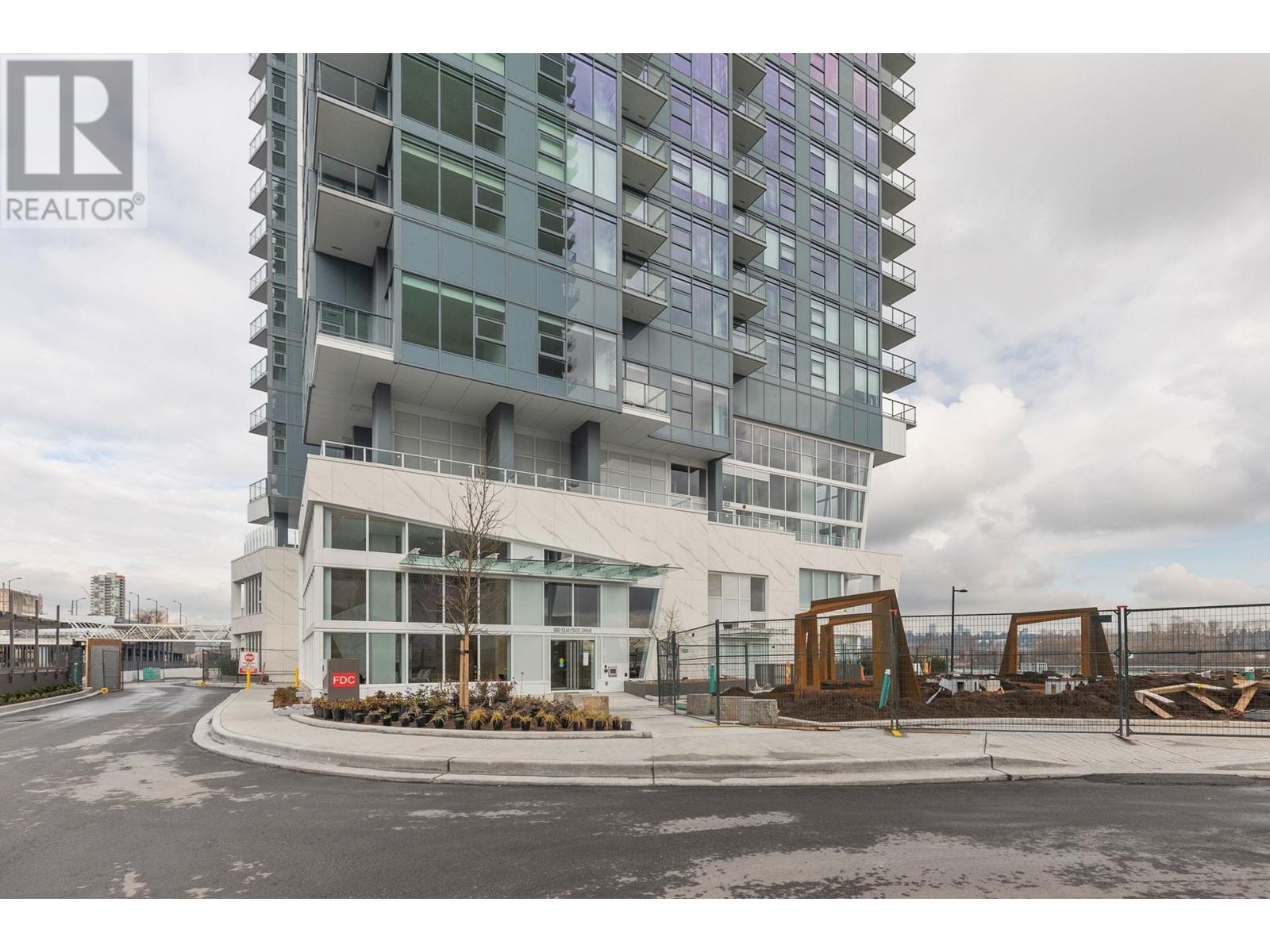 1408 660 Quayside Drive, New Westminster, British Columbia  V3M 0P1 - Photo 2 - R2988297