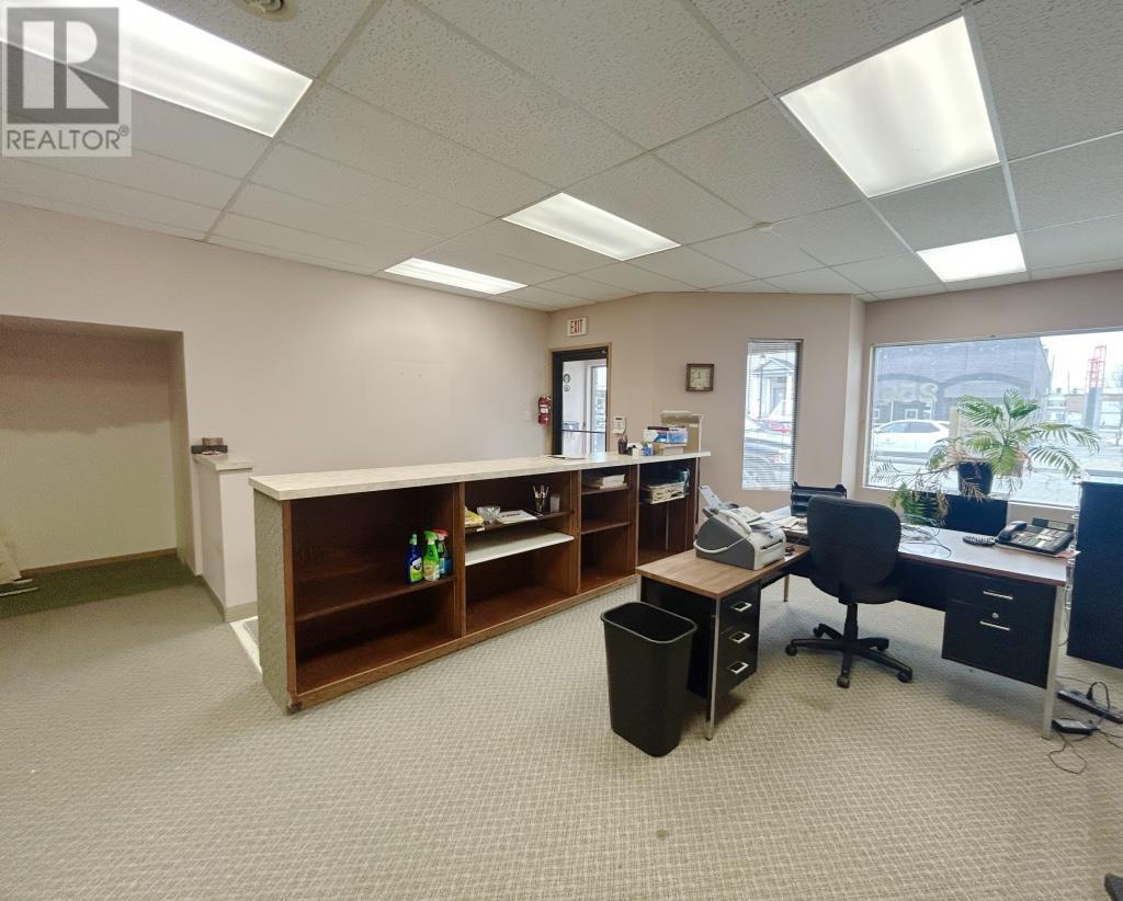 250 Scott Street, Fort Frances, Ontario  P9A 1G9 - Photo 4 - TB250730