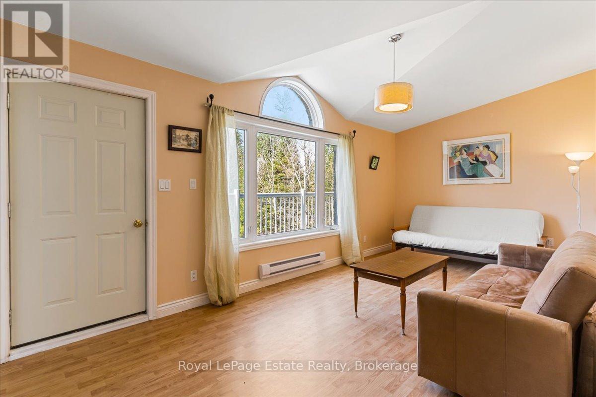 35 Sauble Woods Crescent, South Bruce Peninsula, Ontario  N0H 2G0 - Photo 21 - X12072959