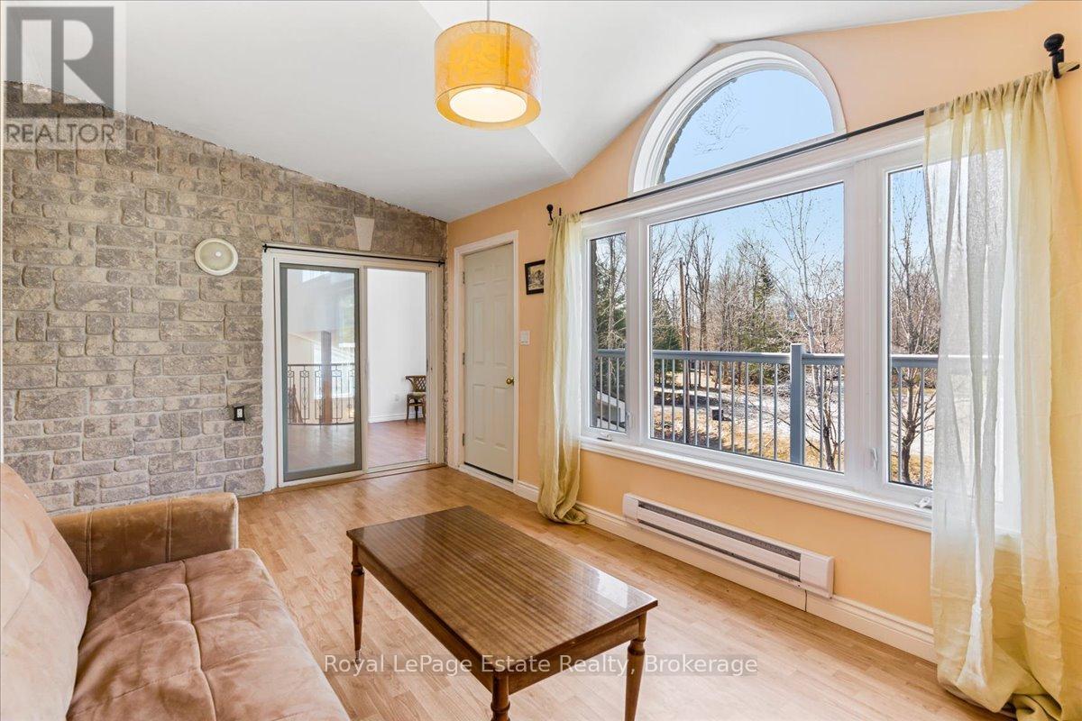 35 Sauble Woods Crescent, South Bruce Peninsula, Ontario  N0H 2G0 - Photo 22 - X12072959