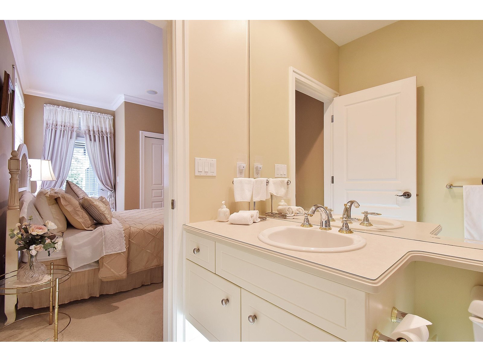 8 15715 34 Avenue, Surrey, British Columbia  V3Z 0J6 - Photo 17 - R2983632
