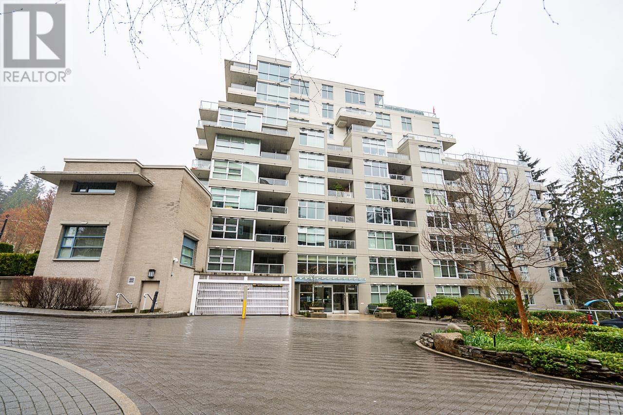 408 9232 University Crescent, Burnaby, British Columbia  V5A 0A3 - Photo 4 - R2988500