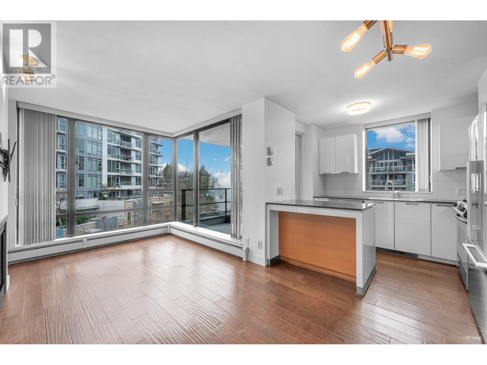 605 151 W 2nd Street, North Vancouver, British Columbia  V7M 3P1 - Photo 2 - R2988529