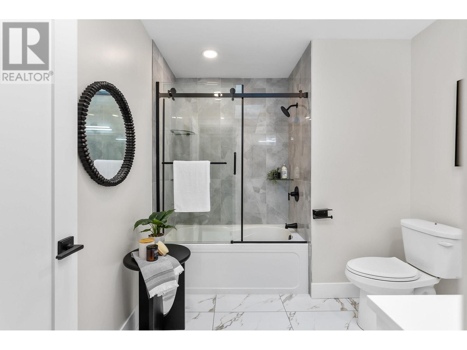 2466 Tolmie Avenue, Coquitlam, British Columbia  V3K 3E7 - Photo 26 - R2988495