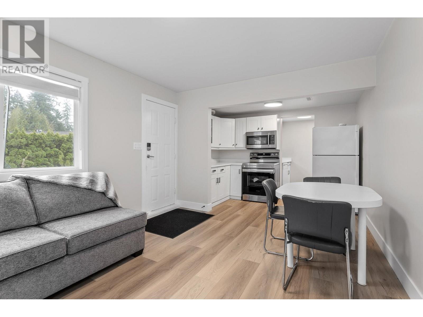 2466 Tolmie Avenue, Coquitlam, British Columbia  V3K 3E7 - Photo 28 - R2988495