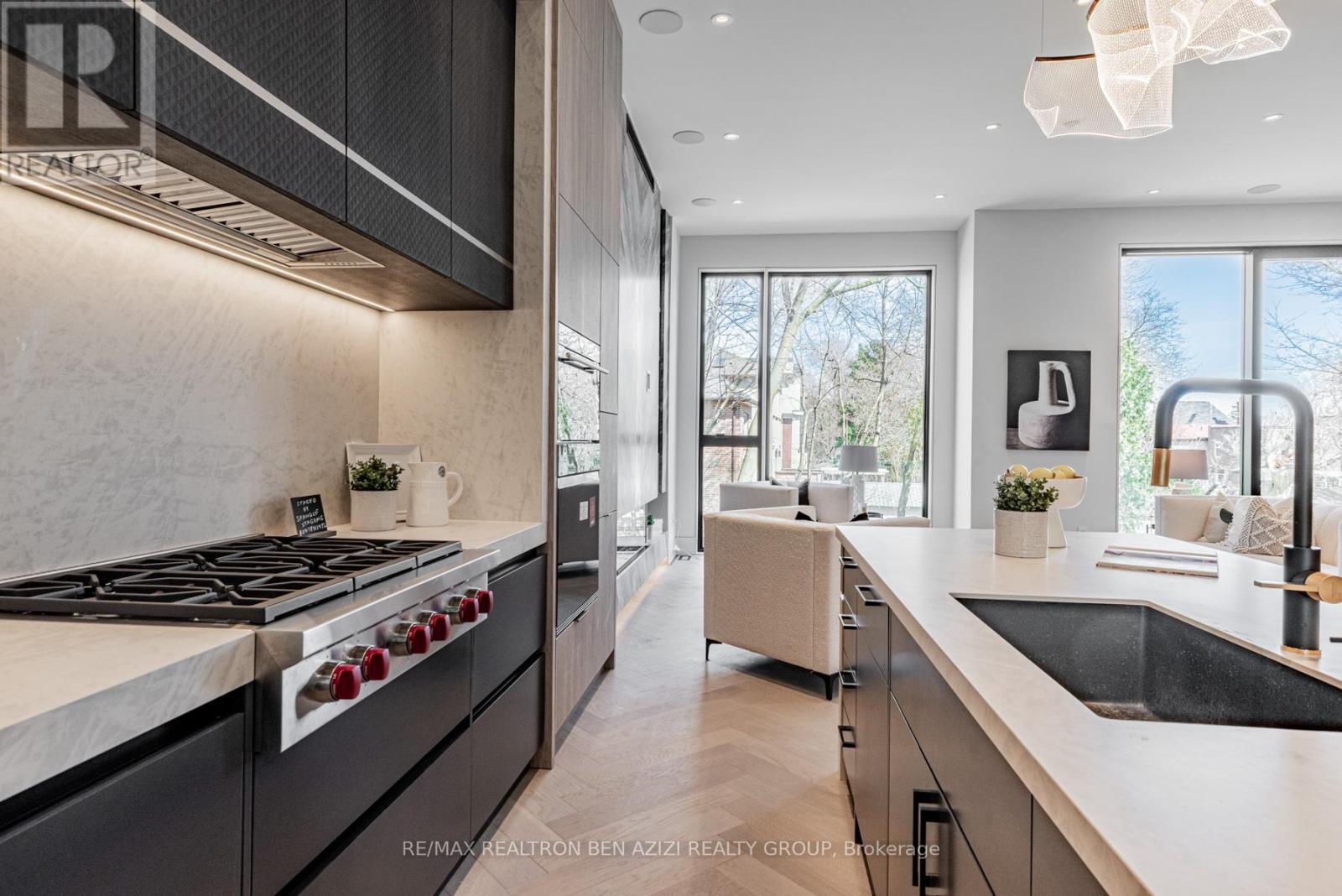 19 Ridley Boulevard, Toronto (Lawrence Park North), Ontario  M5M 3L1 - Photo 15 - C12072987
