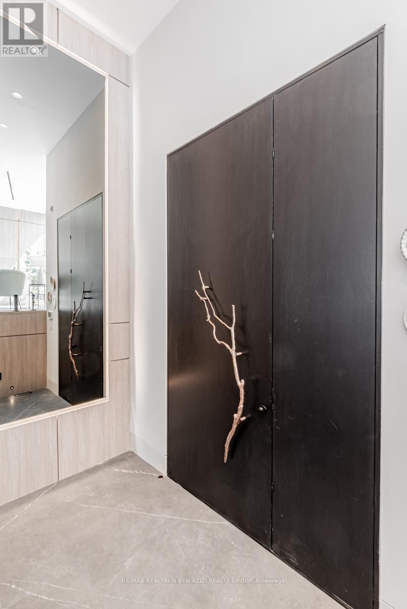 Property at 19 RIDLEY BOULEVARD image 4