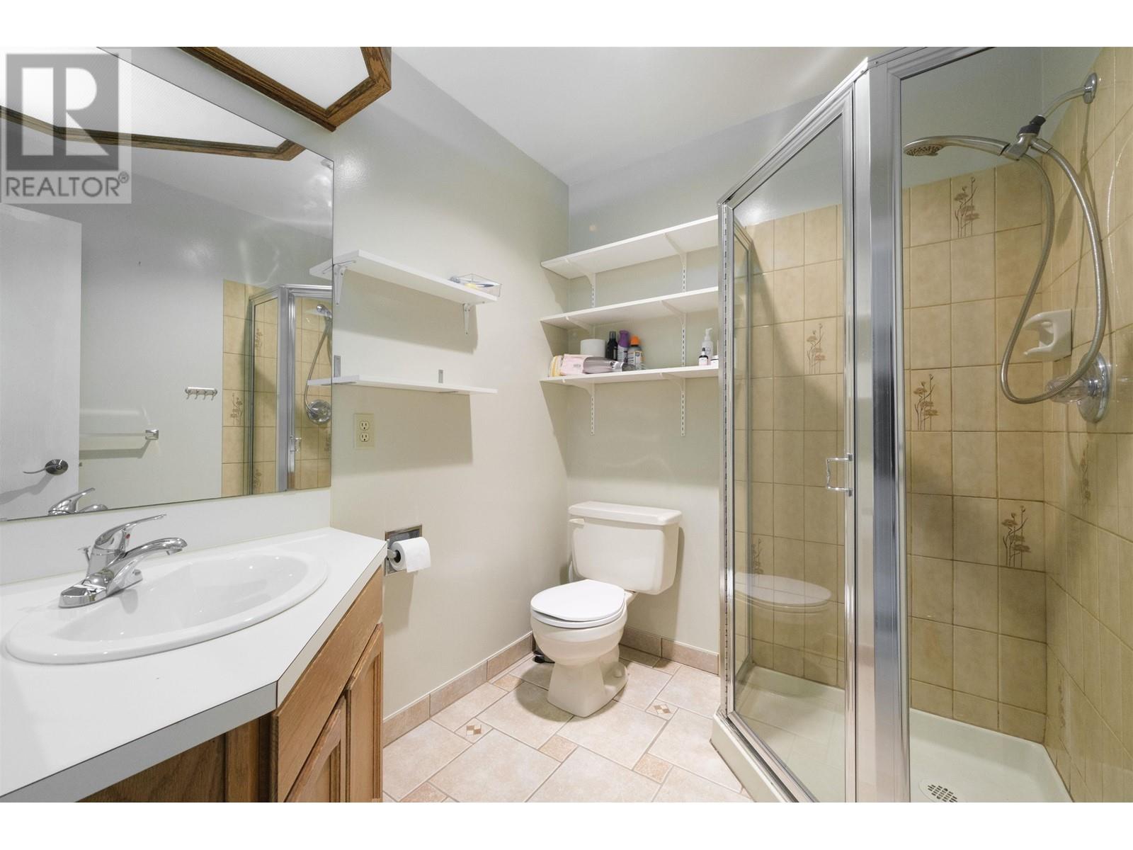 1151 Montroyal Boulevard, North Vancouver, British Columbia  V7R 2H8 - Photo 18 - R2988522