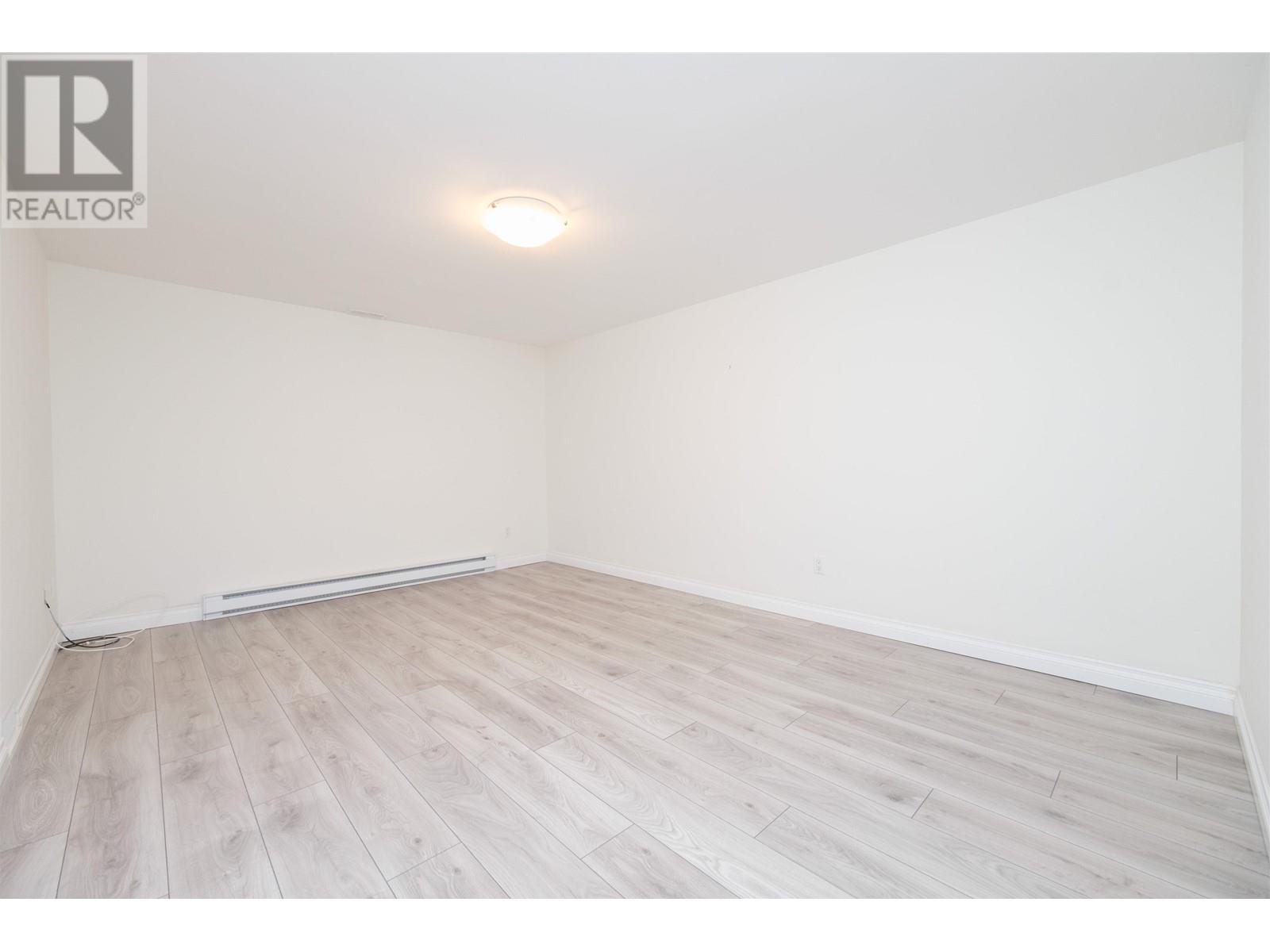 1151 Montroyal Boulevard, North Vancouver, British Columbia  V7R 2H8 - Photo 21 - R2988522