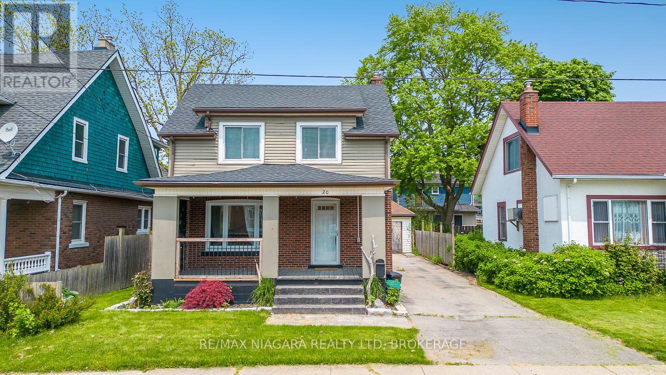 20 Randolph Street, Welland, Ontario  L3B 4C2 - Photo 1 - X12073036