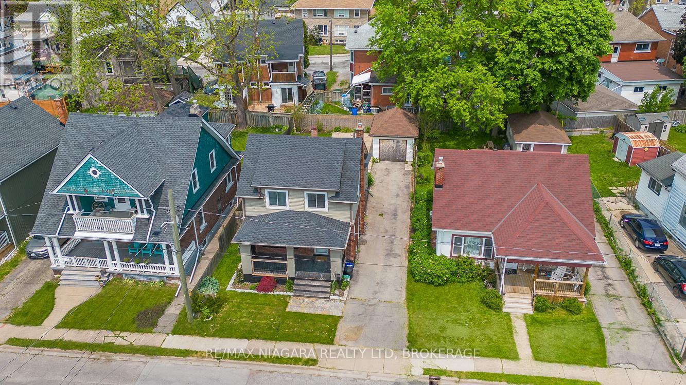 20 Randolph Street, Welland, Ontario  L3B 4C2 - Photo 37 - X12073036