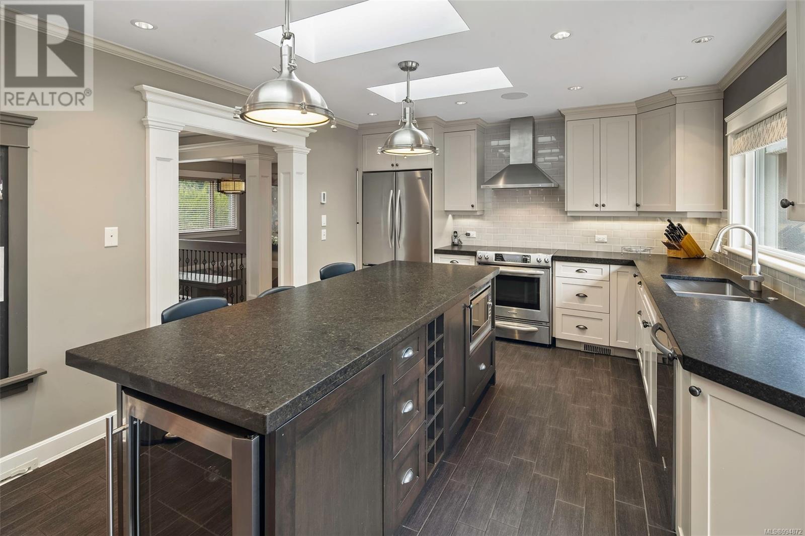 3465 Cadboro Bay Rd, Oak Bay, British Columbia  V8R 5K7 - Photo 24 - 994872