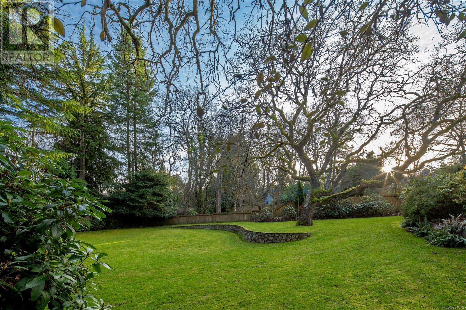 3465 Cadboro Bay Rd, Oak Bay, British Columbia  V8R 5K7 - Photo 51 - 994872
