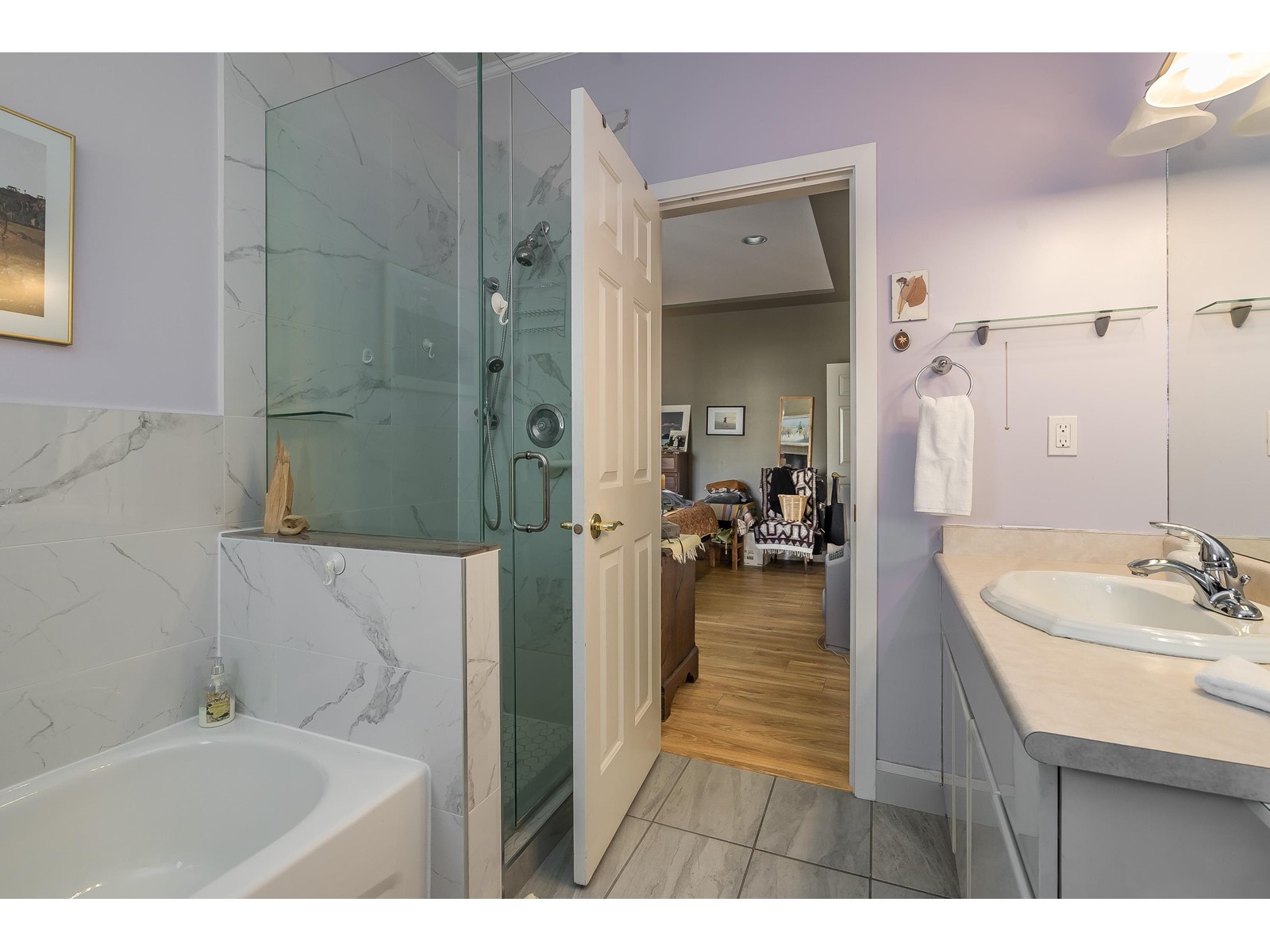 301 15130 Prospect Avenue, White Rock, British Columbia  V4B 2B9 - Photo 15 - R2988518
