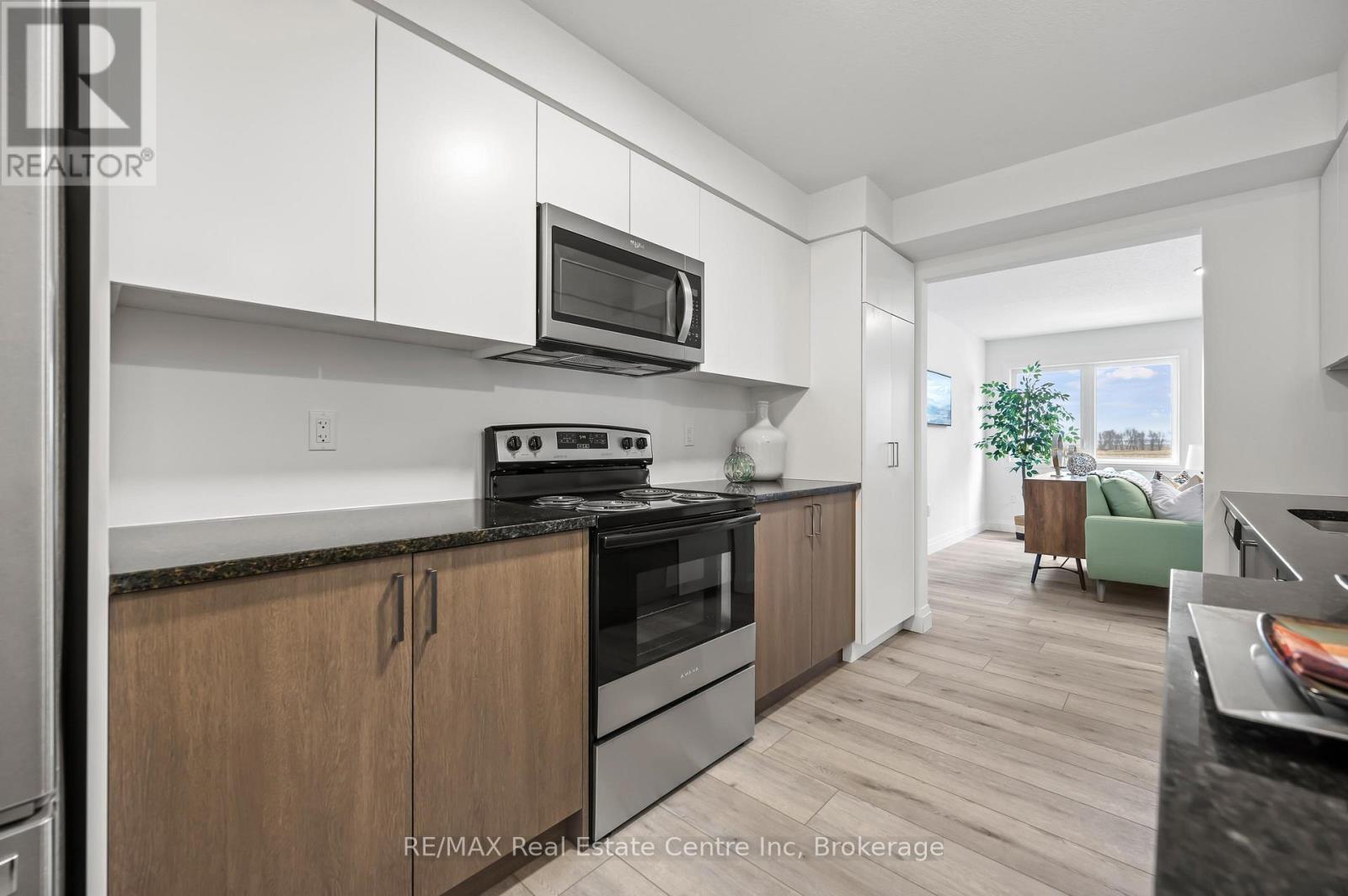 9 - 182 Bridge Crescent, Minto, Ontario  N0G 2P0 - Photo 5 - X12073002