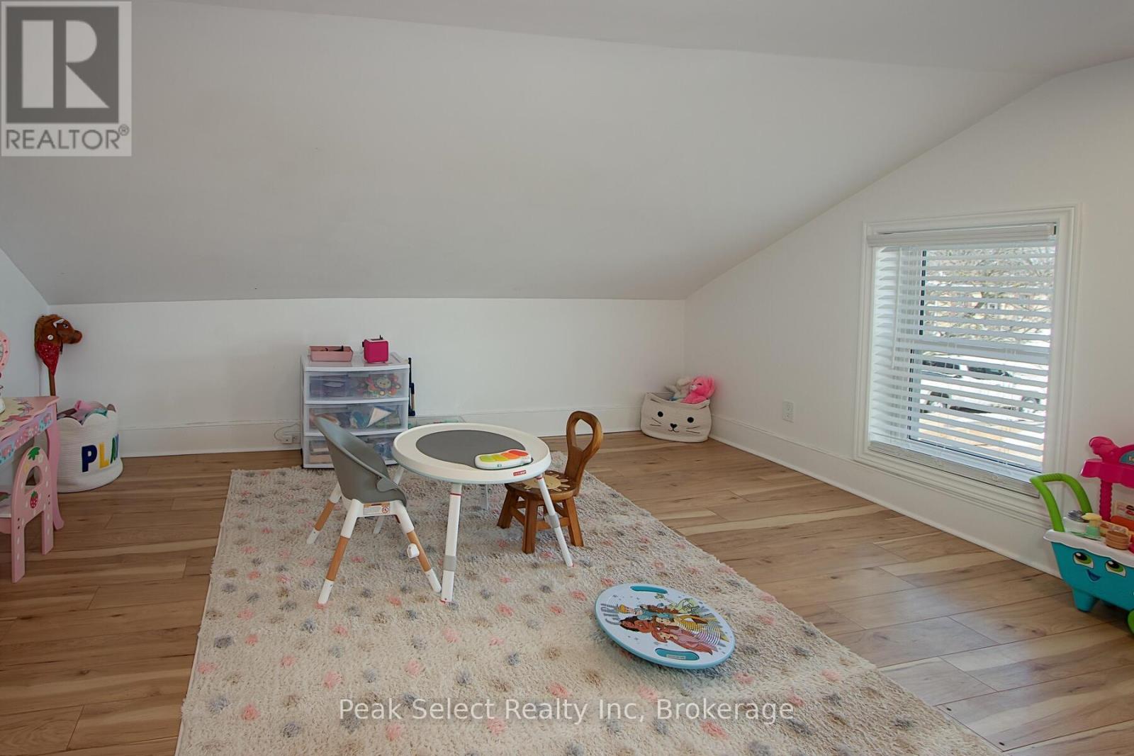 210 Jones Street W, St. Marys, Ontario  N4X 1B1 - Photo 17 - X12073019