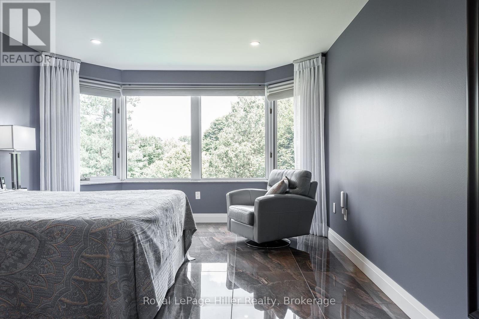 205 - 30 Front Street, Stratford, Ontario  N5A 7S3 - Photo 40 - X12073072