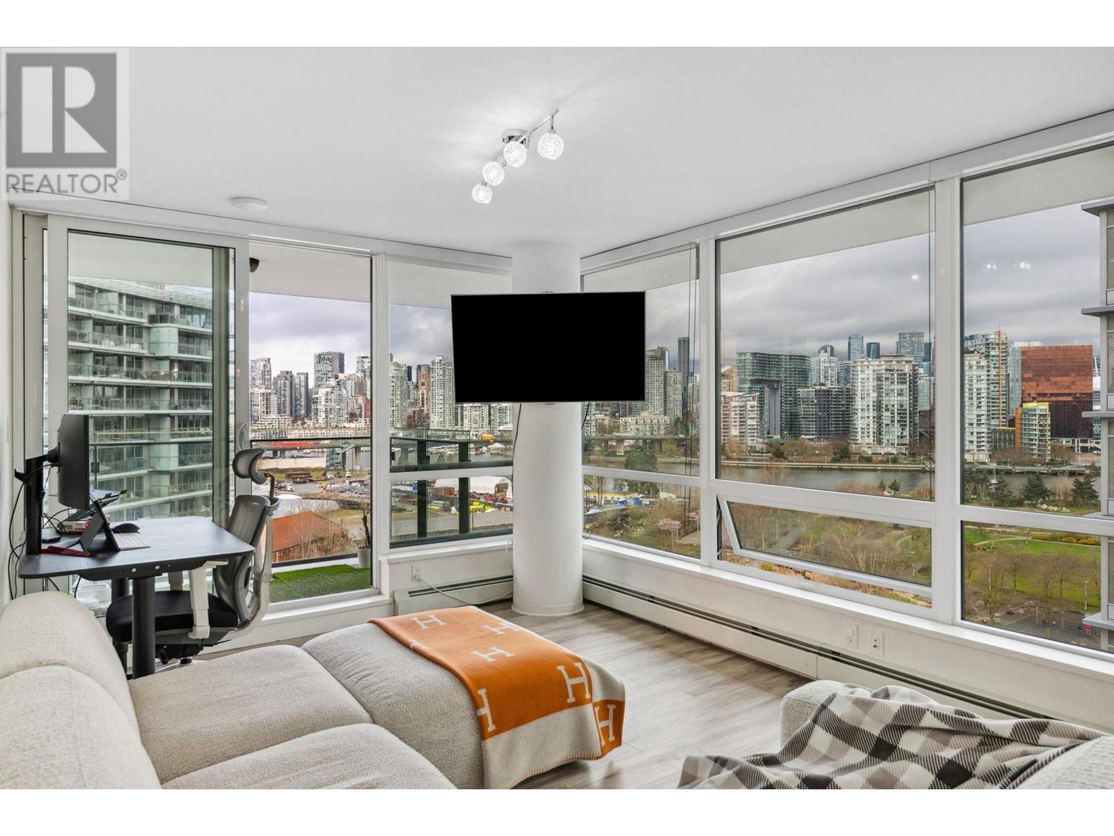 1402 1788 Columbia Street, Vancouver, British Columbia  V5Y 0L7 - Photo 6 - R2988290