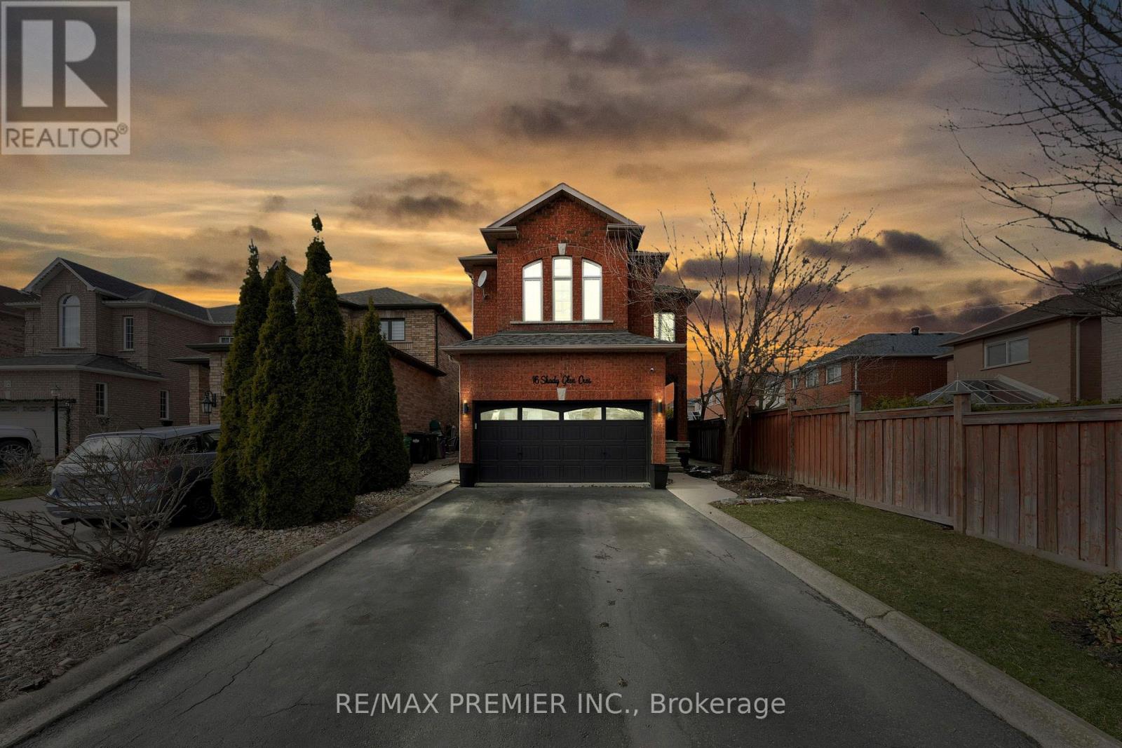 Property at 16 SHADY GLEN CRESCENT image 1