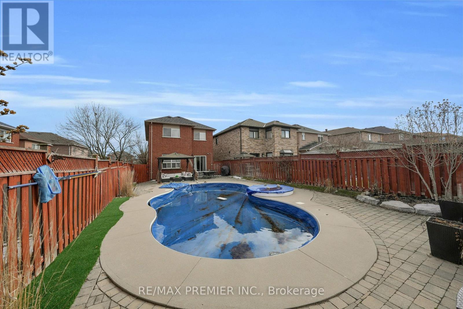 16 Shady Glen Crescent, Caledon (Bolton East), Ontario  L7E 2K4 - Photo 50 - W12073049