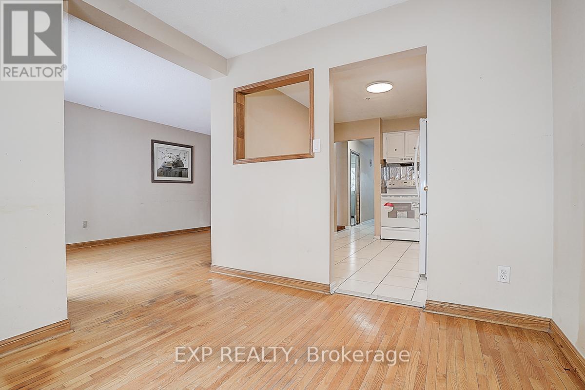 56 - 41 Mississauga Valley Boulevard, Mississauga, Ontario  L5A 3N5 - Photo 13 - W12073058