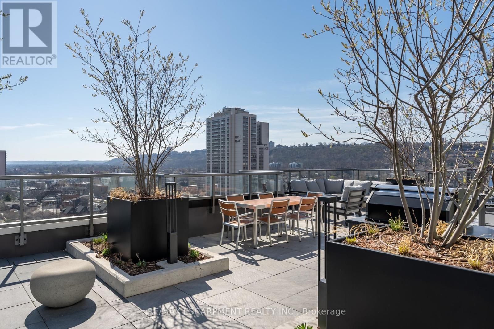 Property at 619 - 212 KING WILLIAM STREET image 2
