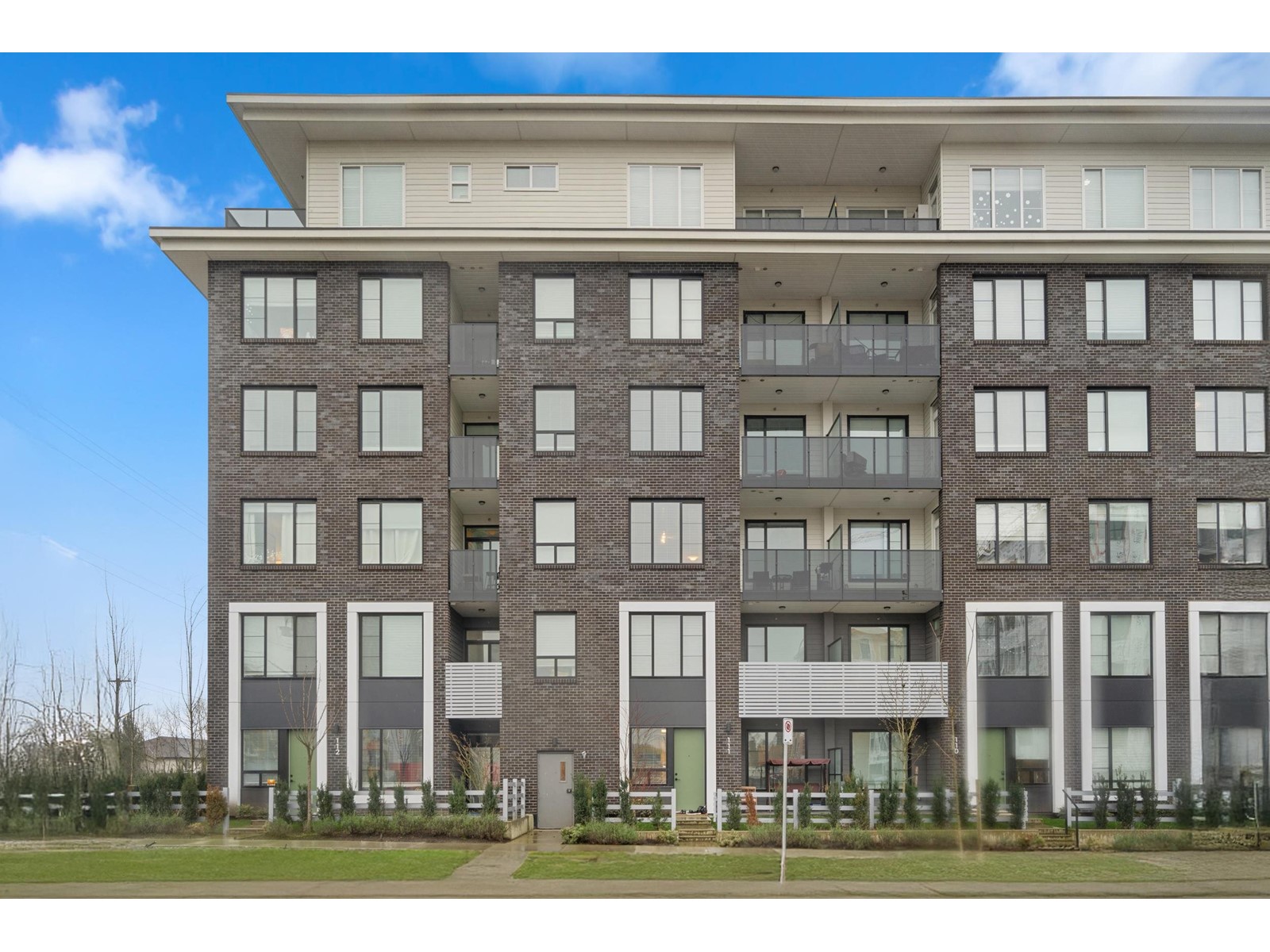 111 15848 Fraser Hwy, Surrey, British Columbia  V4N 6X6 - Photo 23 - R2988610