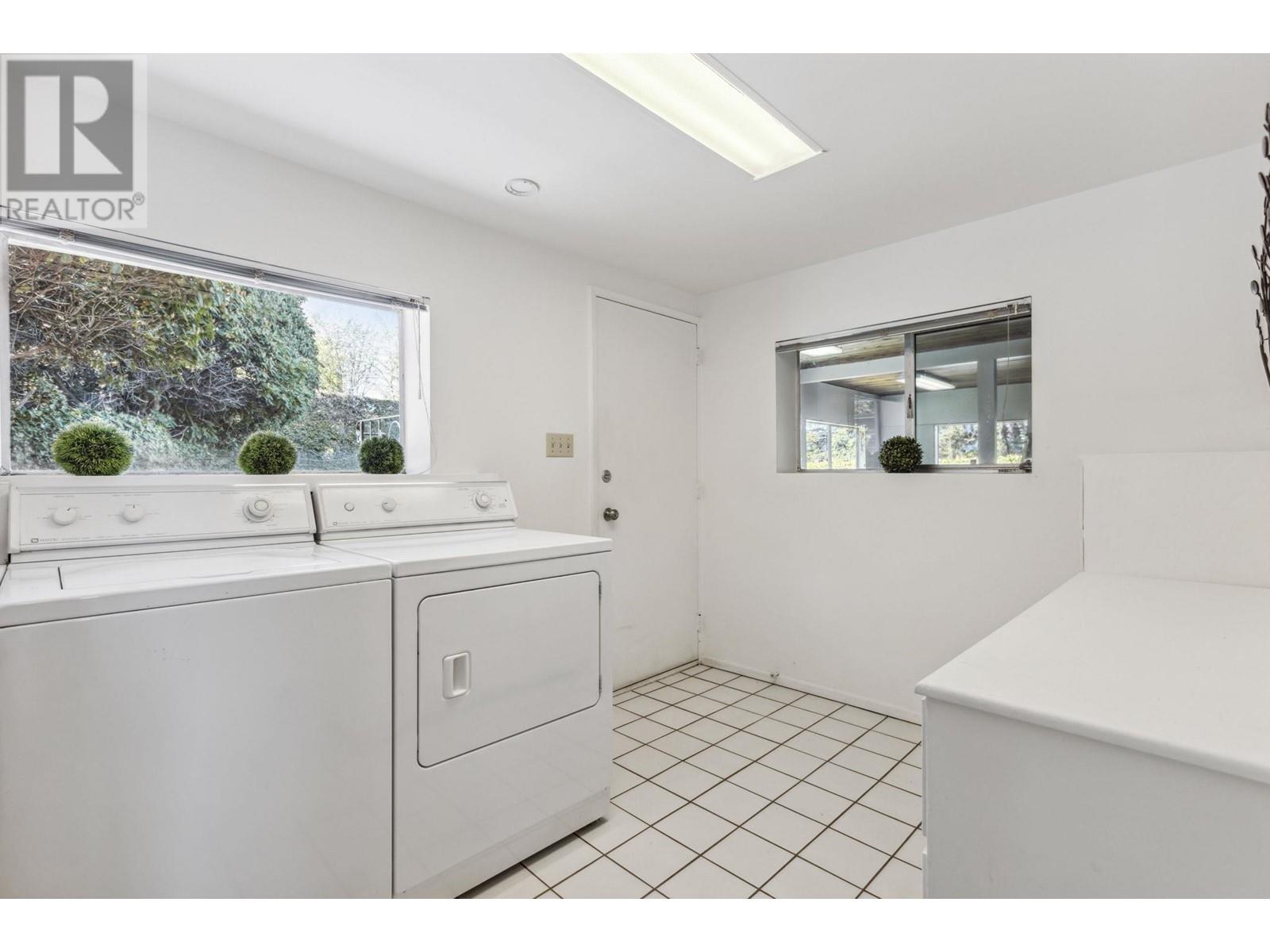 3090 Lazy A Street, Coquitlam, British Columbia  V3C 3N9 - Photo 29 - R2978604