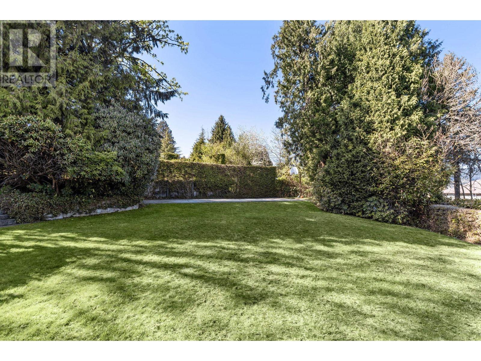 3090 Lazy A Street, Coquitlam, British Columbia  V3C 3N9 - Photo 34 - R2978604