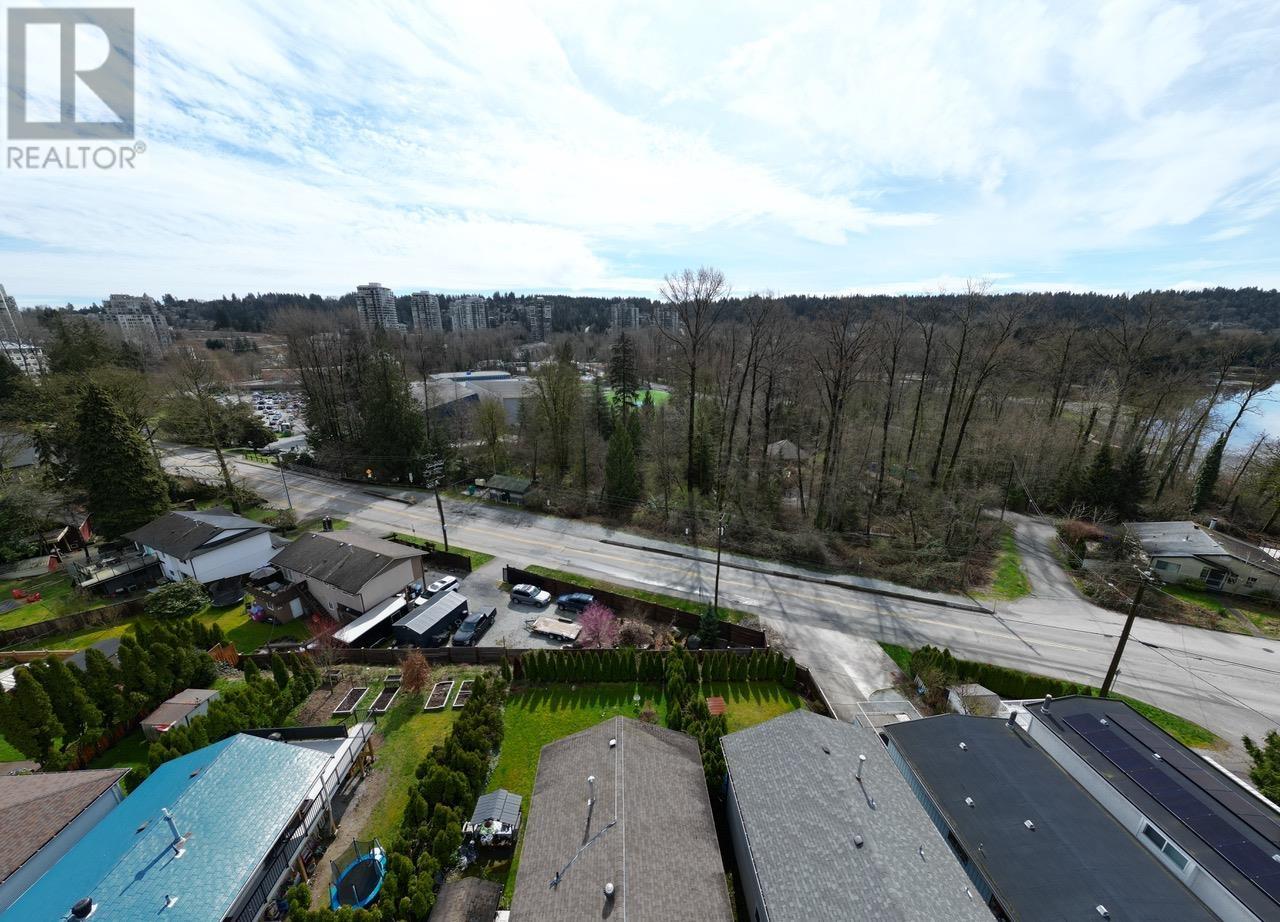 330 Avalon Drive, Port Moody, British Columbia  V3H 2X8 - Photo 12 - R2988486