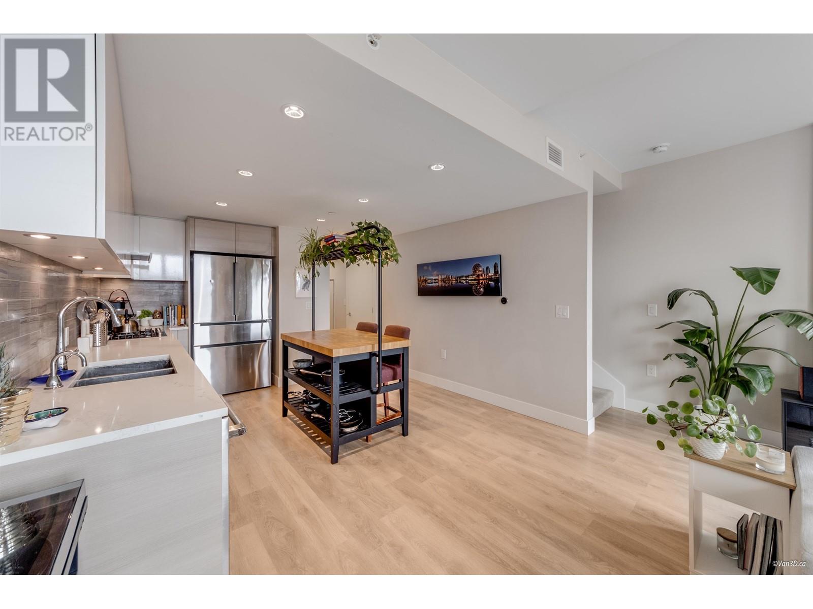 505 3451 Sawmill Crescent, Vancouver, British Columbia  V5S 0H3 - Photo 3 - R2988582