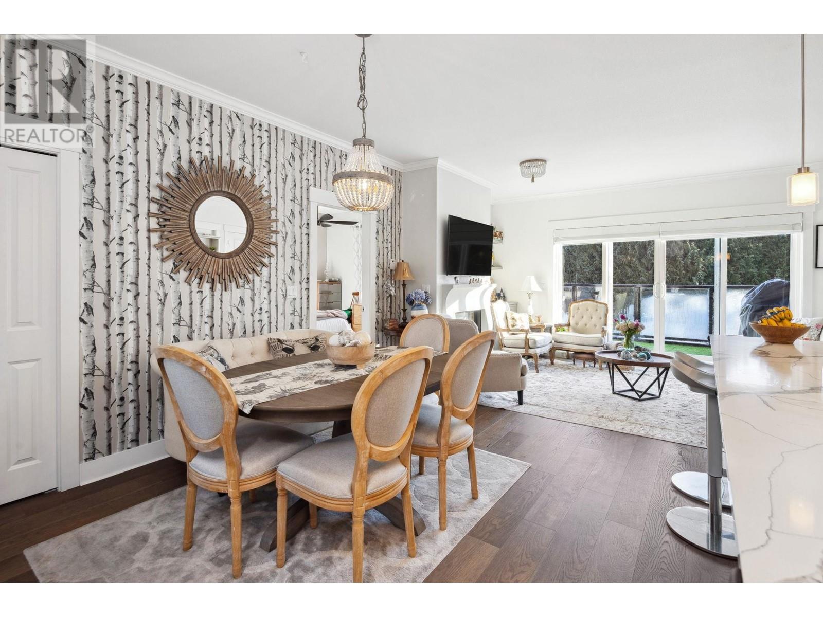 Listing Picture 11 of 37 : 301 6471 PRINCESS LANE, Richmond / 烈治文 - 魯藝地產 Yvonne Lu Group - MLS Medallion Club Member