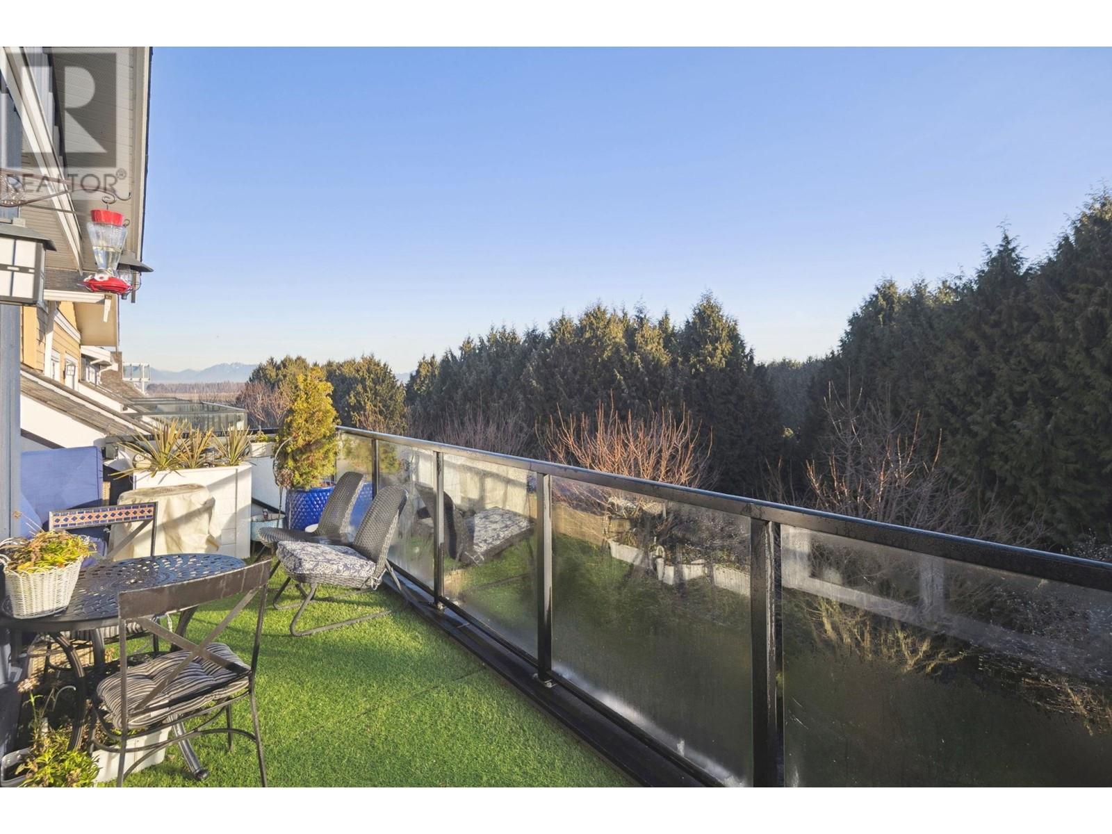 Listing Picture 4 of 37 : 301 6471 PRINCESS LANE, Richmond / 烈治文 - 魯藝地產 Yvonne Lu Group - MLS Medallion Club Member