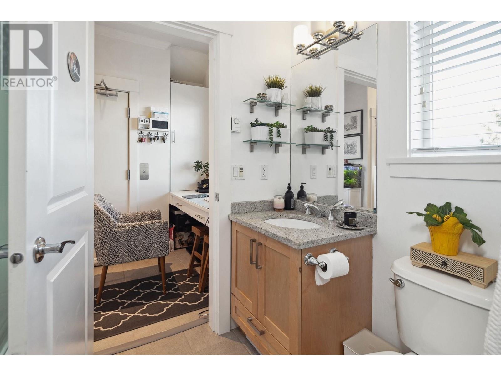 Listing Picture 29 of 37 : 301 6471 PRINCESS LANE, Richmond / 烈治文 - 魯藝地產 Yvonne Lu Group - MLS Medallion Club Member