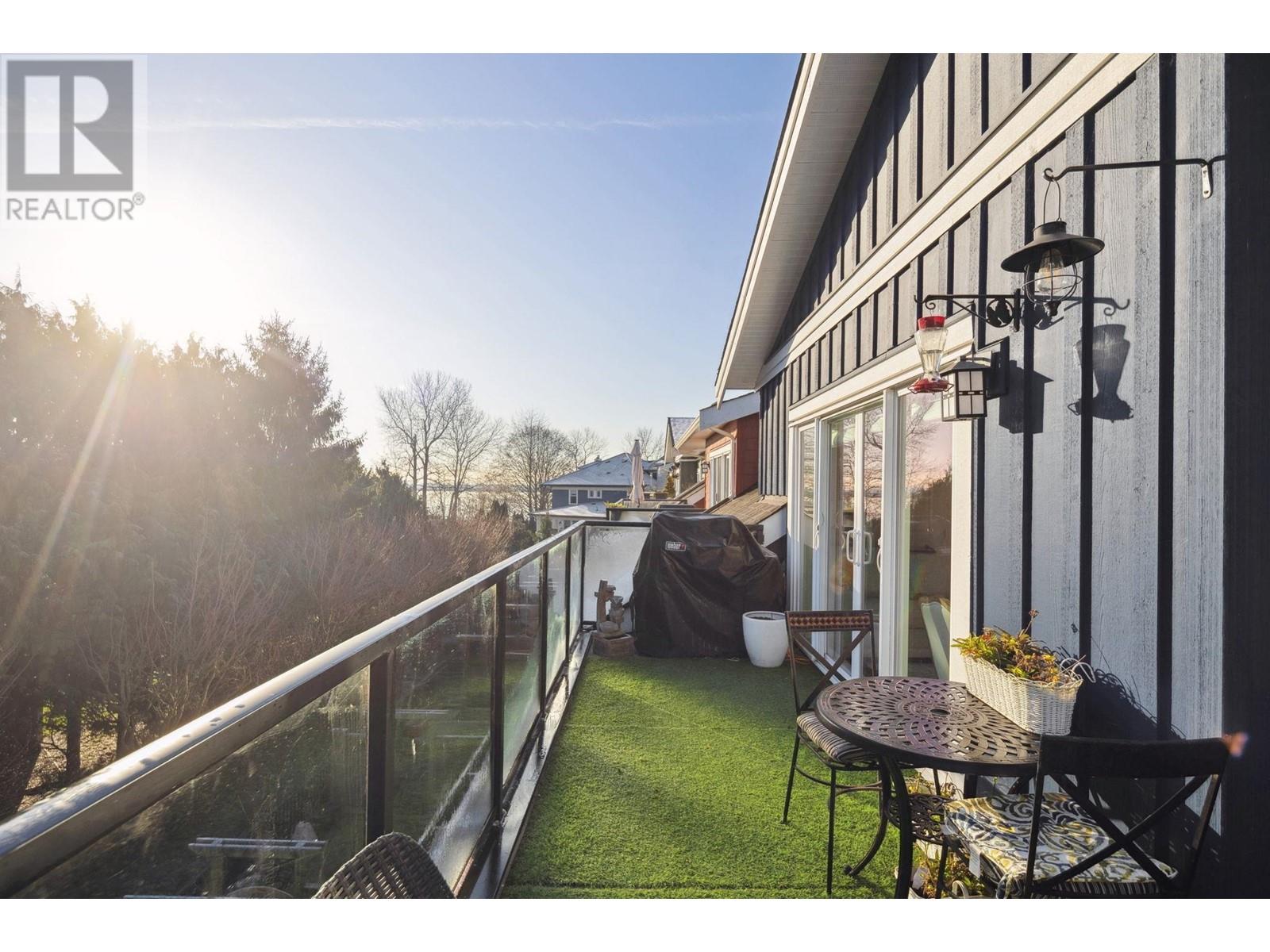 Listing Picture 5 of 37 : 301 6471 PRINCESS LANE, Richmond / 烈治文 - 魯藝地產 Yvonne Lu Group - MLS Medallion Club Member